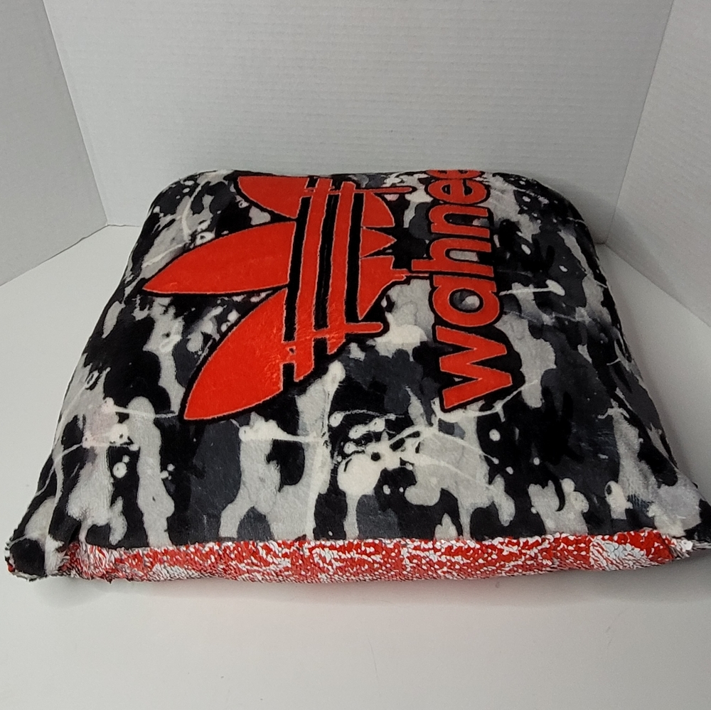 Wahnee Flip Sequins Zipper Throw Pillow - Picture 12 of 12